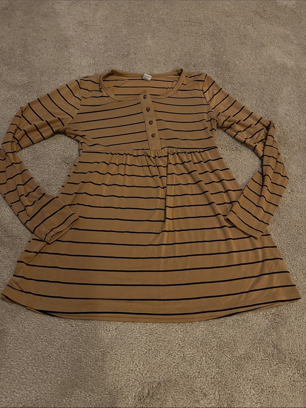 Old Navy Maternity Striped Long-Sleeve Empire Top- size XS, EUC